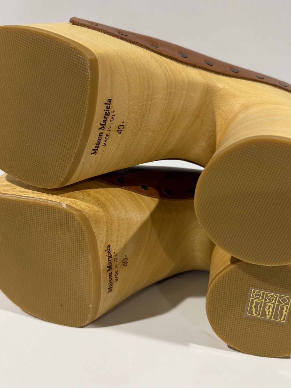 Maison Margiela Tabi Wood Sole Platform Brown Leather Mule Sandal Heels EU40 US9 - Picture 9 of 16